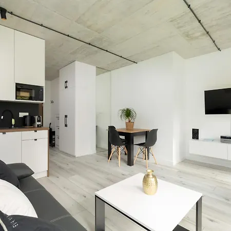 Vip - - Silverforest 69 * שצ'צ'ין